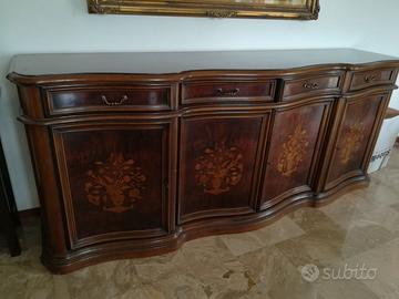 Mobile soggiorno in legno lavorato