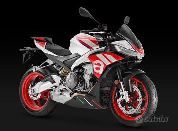 APRILIA TUONO 660