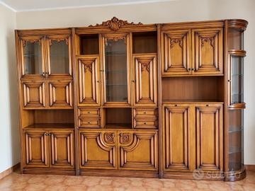 Parete attrezzata classica in legno -