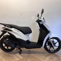 PIAGGIO Liberty 125 .