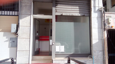 Ufficio/punto servizi arredato - Vi