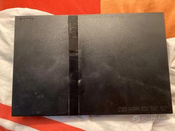 PLAY STATION 2 (2005)