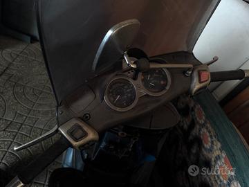 piaggio Beverly 250