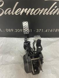 Gruppo pedali acceleratore e freno Smart 453