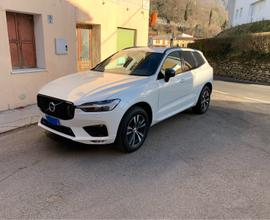Volvo XC60 R-design benzina