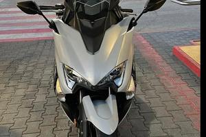 Yamaha T Max TechMax