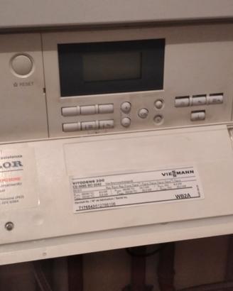Caldaia  VIESSMANN Vitodens 200