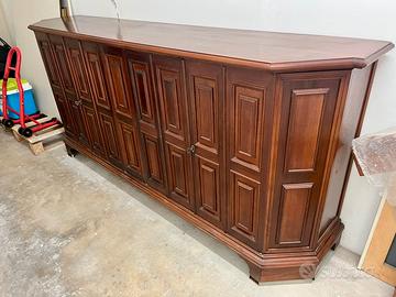 Credenza classica in legno per soggiorno o taverna
