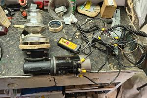 Salpa Ancora Lofrans Scorpion 400W 12V - Kit Compl