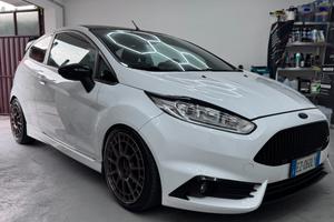 Fiesta st mk7 Revo SOLO INTERESSATI