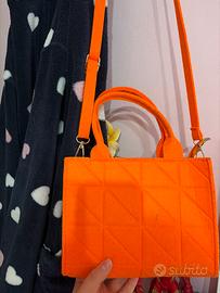 Borsa arancione