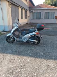 Paggio Beverly 500 anno 2003
