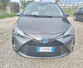 TOYOTA Yaris 1.5 Hybrid 5 porte Business