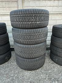 Pneumatici 265 40 21 - 295 35 21 Pirelli