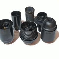 Lotto di 6 portalampada di varie misure