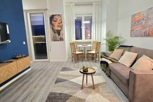 Monolocale arredato con terrazzo Brescia