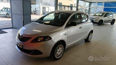 LANCIA - Ypsilon - 1.2 69 CV 5p. Gold