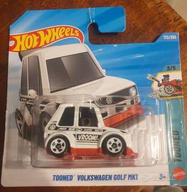 Wolkswagen Golf Mk1 Hotwheels + Golf GTI 1980