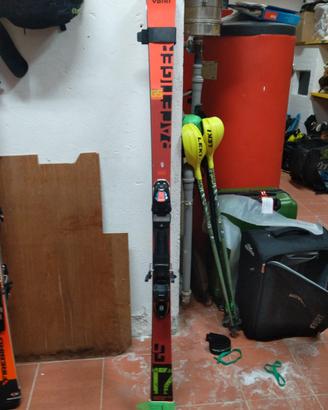 Sci volki raceriger da slalom gigante