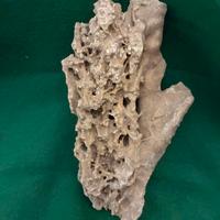 Minerale stallatite,roccia