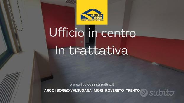 Via manzoni: luminoso ufficio, possibilita' rent t