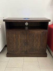 Mobile porta tv legno con ante intagliate