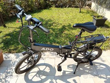 Bicicletta elettrica pieghevole 