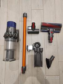 dyson v10 revisionata e pulita 