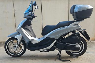 Piaggio Beverly 350