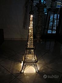 Torre eiffel in legno
