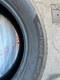 Gomme invernali 235 60 R18 Hankook