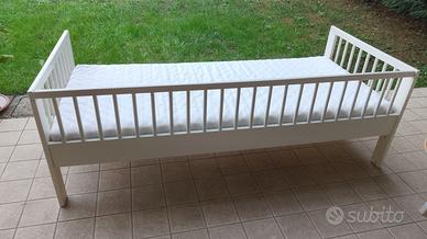 Lettino Ikea  70x 160 bianco