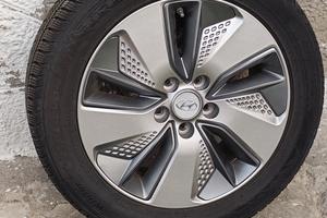 gomme termiche kona 