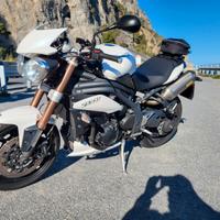 Triumph Speed Triple 1050 - 2011