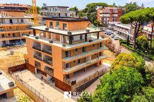 Appartamento di 82 m² con 3 locali e box auto a Ro