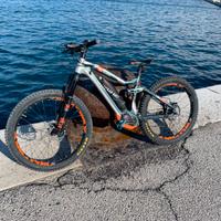 BICI MTB enduro elettrica tg M