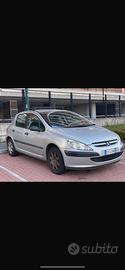 Peugeot 307 1.4 benzina