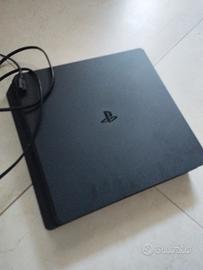 PlayStation 4 con cavo 