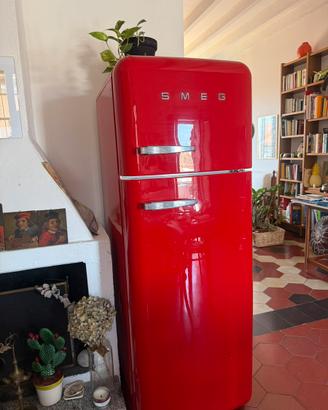 Frigorifero SMEG FAB30 rosso vintage – funzionante