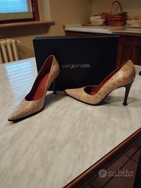 décolleté in coccodrillo 