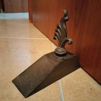 Fermaporta in ghisa Esschert Design