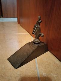 Fermaporta in ghisa Esschert Design