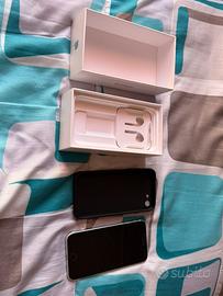 Iphone SE 64GB con batteria e schermo nuovi
