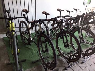 GRAVEL NOLEGGIO MUSCOLARI E ASSISTITE