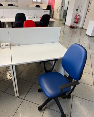 Scrivania ufficio + sedia operativa Disponibili 18