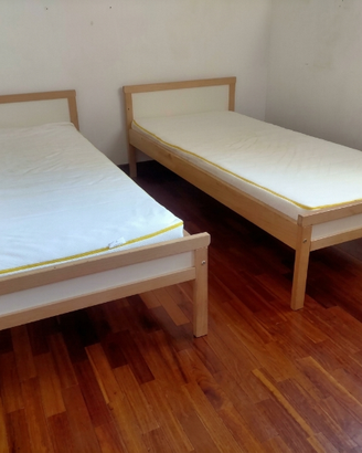 Due letti singoli Ikea SNIGLAR