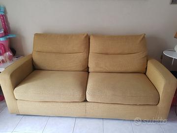 Divano letto matrimoniale