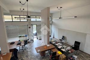 NEGOZIO A TRESCORE BALNEARIO