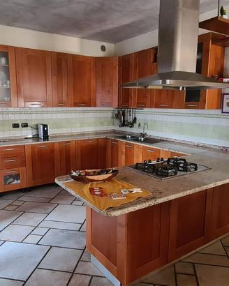 Cucina in legno