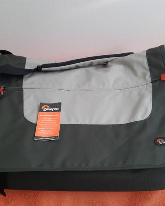 Lowepro Borsa Porta
PC Messenger Tecnica NUOVA